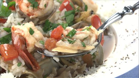 もこみち流　エビとアサリとライスのスープ