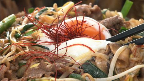 もこみち流　プルコギ丼 〜おんたまのせ〜