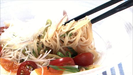 もこみち流　さっぱり薬味とトマトめんつゆのぶっかけそうめん