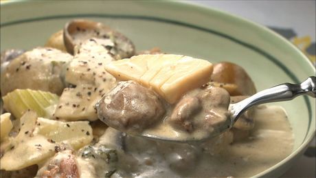 もこみち流　骨付き鶏もも肉のココナツミルク煮