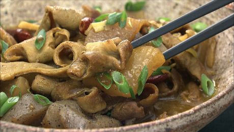 もこみち流　カレー風味のもつ煮込み