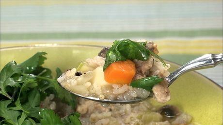 もこみち流　豚肉の雑穀スープ