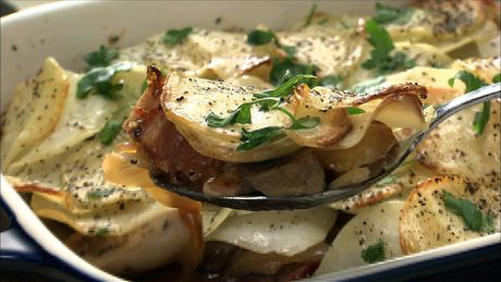 もこみち流　薄切りじゃがいものオーブン焼き