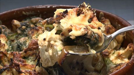 もこみち流　カリフラワーとブロッコリーとチーズのオーブン焼き