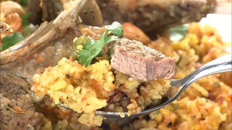 もこみち流　ラムとハーブのトマトピラフ
