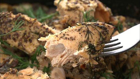 もこみち流　レモン風味のサーモンとじゃがいものオーブン焼き