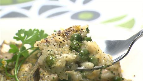 もこみち流　鶏むね肉とグリーンピースのチーズリゾット