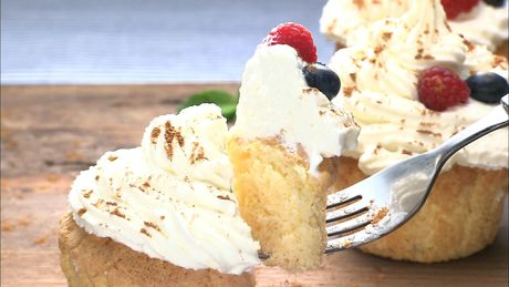 もこみち流　イージーカップケーキ＆ベリー