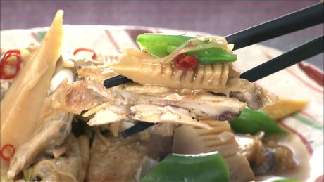 もこみち流　たけのこと手羽の甘辛煮