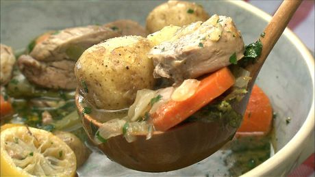 もこみち流　豚肉と野菜のレモンスープ