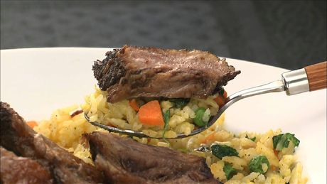 もこみち流　牛肉の甘辛煮のせチャーハン