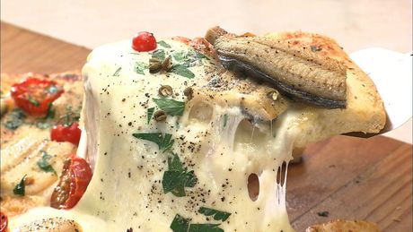 もこみち流　ウナギのピッツア