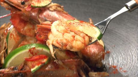 もこみち流　エビとライムとチリのソテー