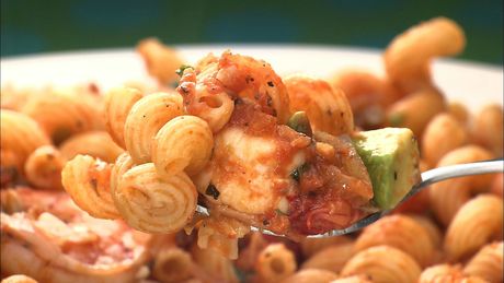 もこみち流　エビとアボカドのカヴァタッピ