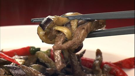 もこみち流　細切りなすと牛肉のＸＯ醤炒め