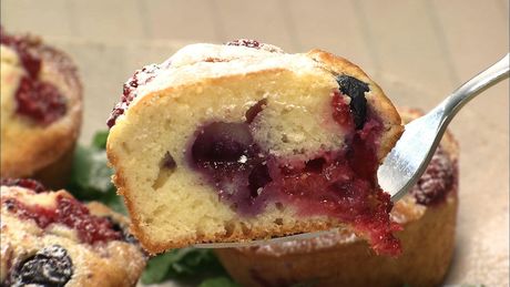 もこみち流　ブルーベリーとラズベリーのマフィン