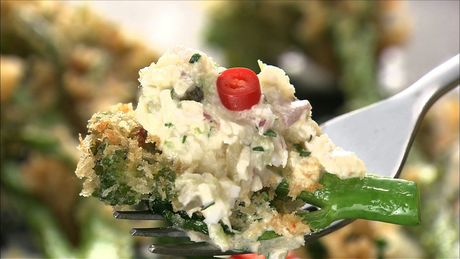 もこみち流　スティックブロッコリーのチリフライ ～タルタルソースと〜