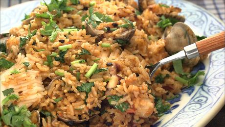 もこみち流　海鮮辛炒飯