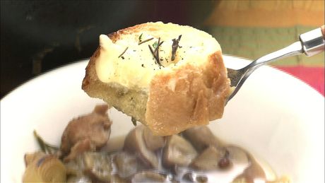 もこみち流　チキンオニオングラタンスープ