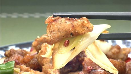 もこみち流　鶏肉と唐辛子のウーシャンフェン炒め