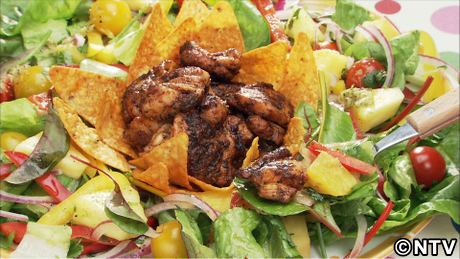 もこみち流　スパイシーチキン＆パイナップルサラダ