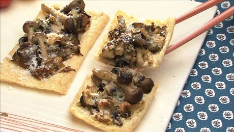 もこみち流　油揚げのネギ きのこ のせ焼き