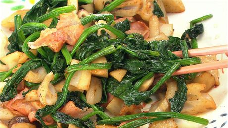 もこみち流　れんこんとほうれん草のソテー