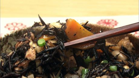 もこみち流　具だくさんのひじきの煮物