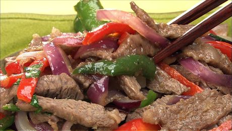 もこみち流　牛肉とパプリカの炒めもの