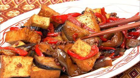 もこみち流　厚揚げとなすの辛み炒め