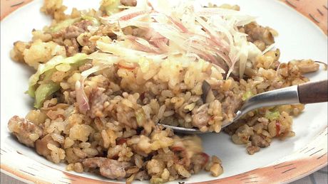 もこみち流　きのこと豚そぼろのチャーハン