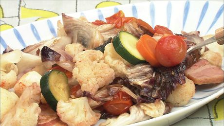 もこみち流　トレビスを使ったイタリア風野菜炒め