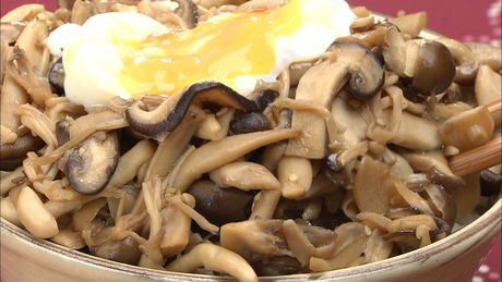 もこみち流　きのこもりだくさん丼