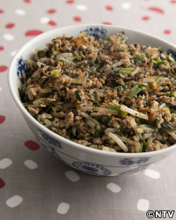 もこみち流 豚ひきとにらのそぼろ丼