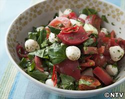 もこみち流 トマトとセロリのサラダ