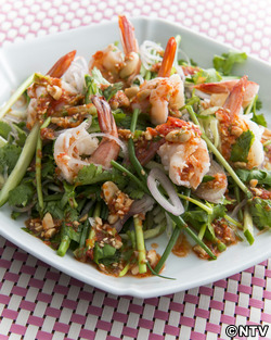 もこみち流 エビとパクチーとレモングラスのサラダ