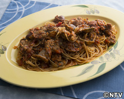 もこみち流 ソーセージとアサリのトマトソースパスタ