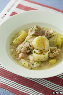 もこみち流 リーキとオニオンとチキンのスープ