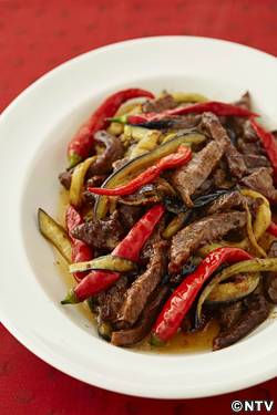 もこみち流 細切りなすと牛肉のXO醤炒め