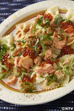 もこみち流 シャケとイクラのリボンパスタ