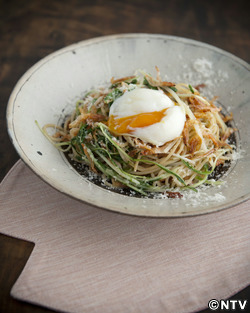 もこみち流 桜エビと水菜の和風パスタ ~おんたまのせ~