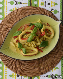 もこみち流 イカとカレーのクリームパスタ